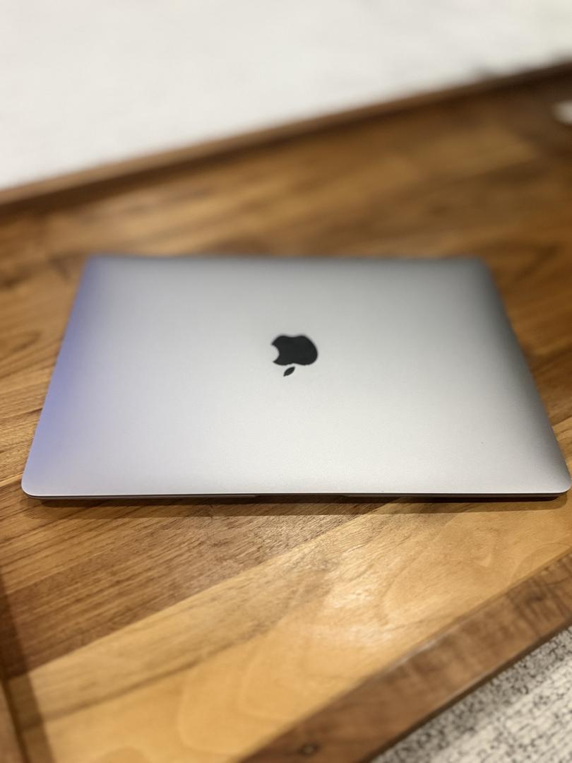 MacBook Air 2020 - 13 inch - Product Guide, Specs, Prices, and
