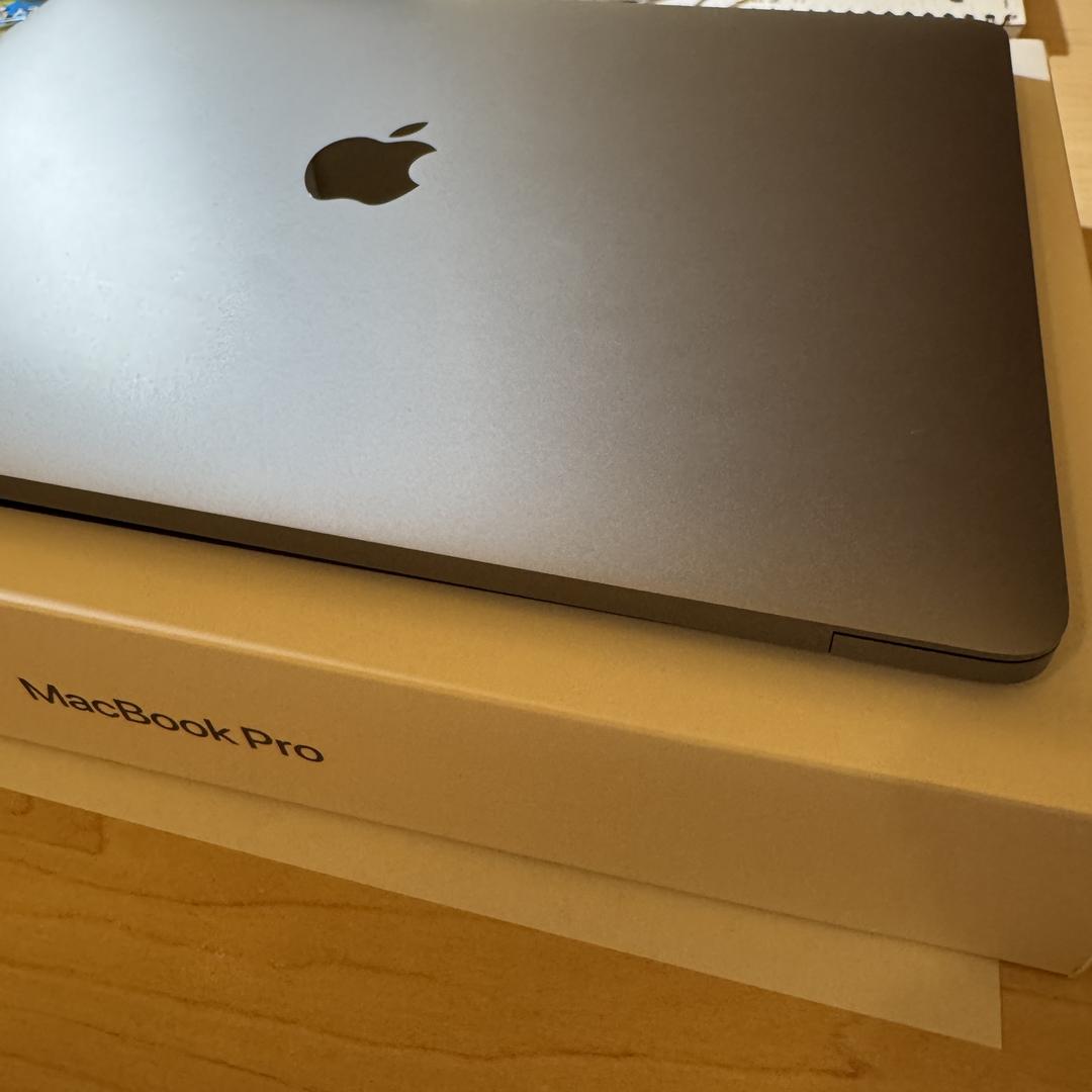 MacBook Pro 2022 - 13 inch - Product Guide, Specs, Prices, and