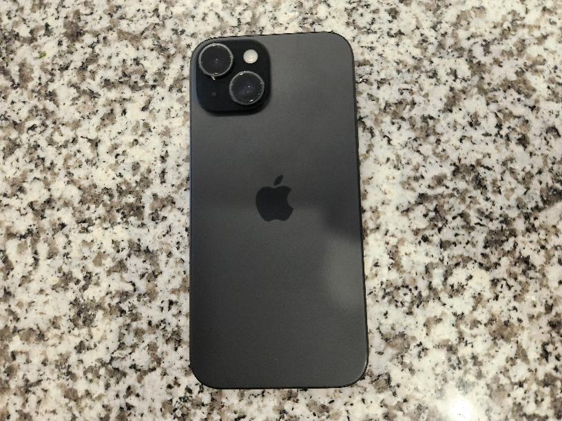 Apple iPhone 15 - Unlocked, 128GB, Black, A2846 - LABO63901 - Swappa