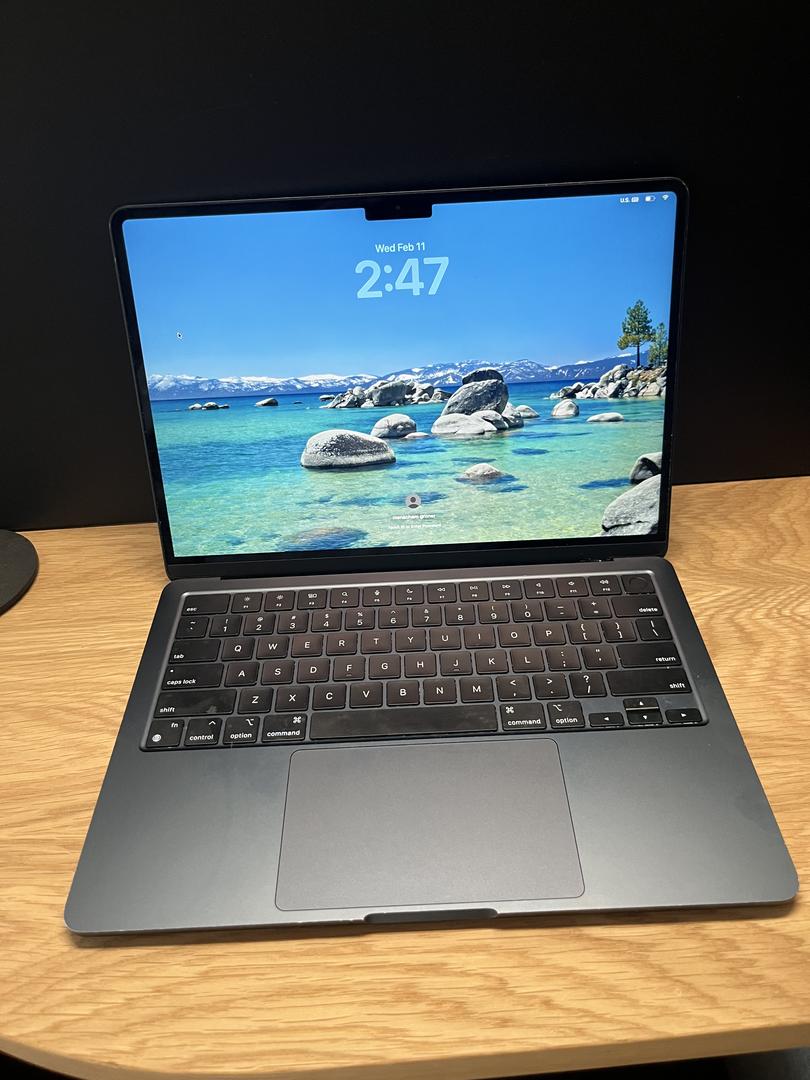 MacBook Air 2022 (M2) - 13 inch - Product Guide, Specs, Prices