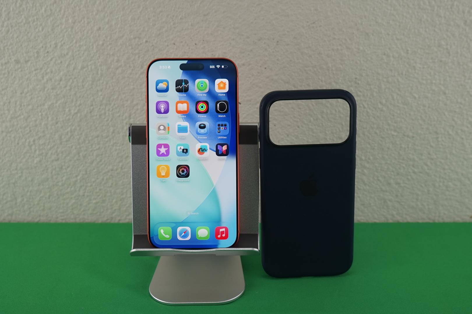 Apple iPhone 17 Pro Max - Unlocked, 256GB, Cosmic Orange, A3257