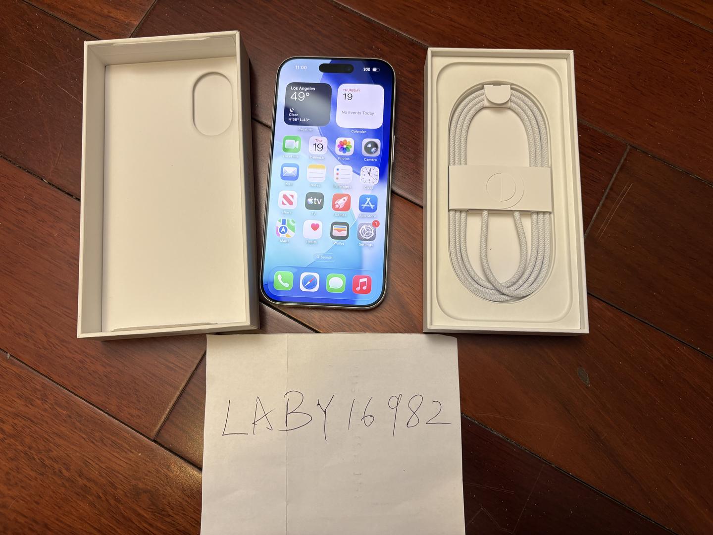 Apple iPhone 17 - Unlocked, 256GB, White, A3258 - LABY16982 - Swappa