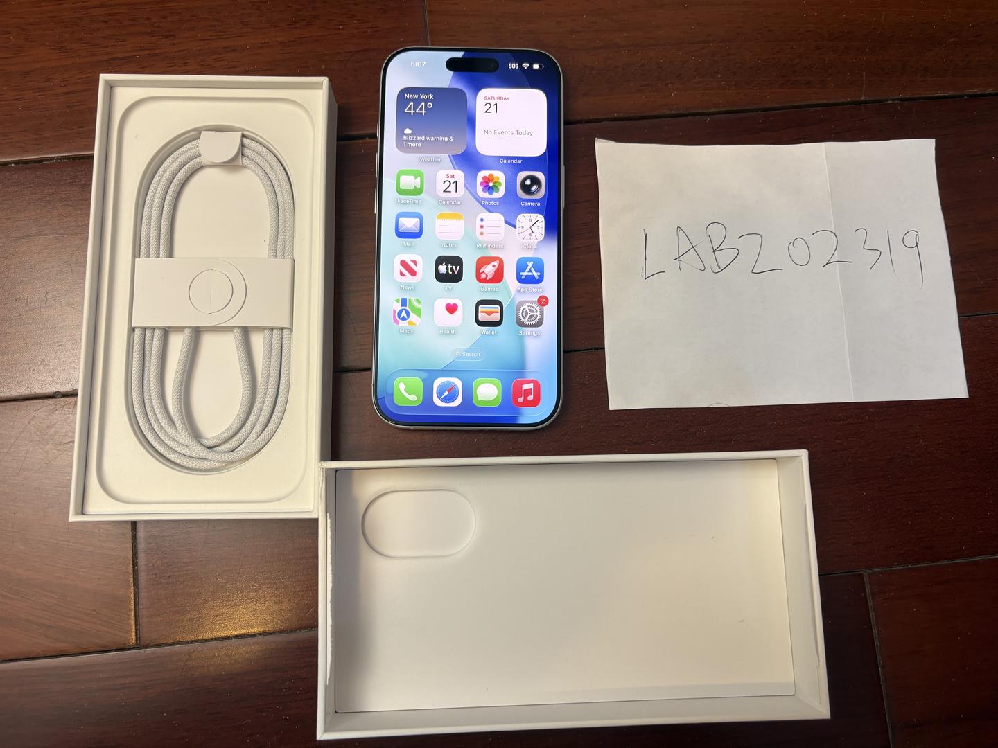 Apple iPhone 17 - Unlocked, 256GB, White, A3258 - LABZ02319 - Swappa