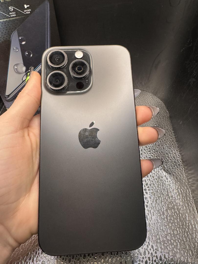 Apple iPhone 15 Pro Max - Spectrum, 256GB, Black, A2849