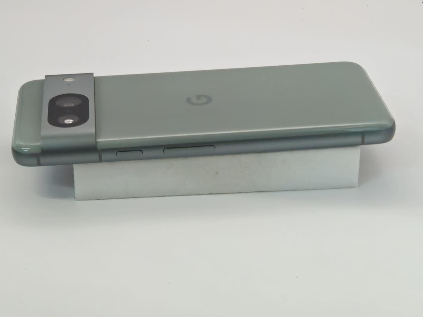 Google Pixel 8 - Unlocked, 128GB, Hazel, 8GB, G9BQD, Sub-6 5G