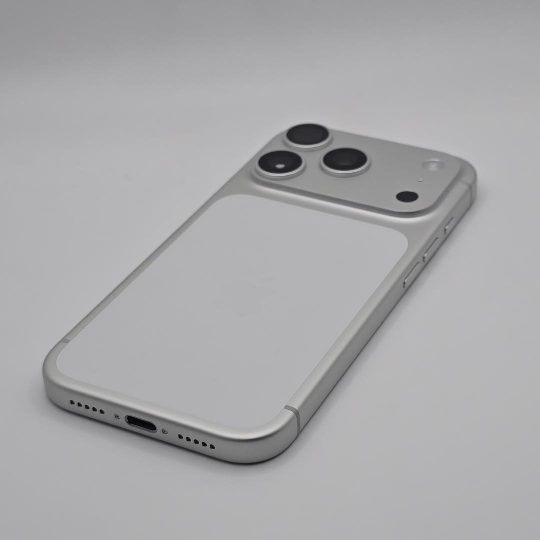 Apple iPhone 17 Pro - Unlocked, 256GB, Silver, A3256 - LACE22183