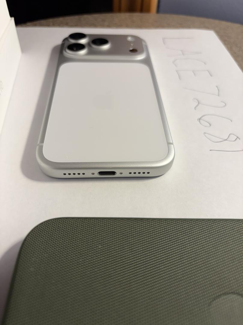 Apple iPhone 17 Pro - Unlocked, 256GB, Silver, A3256 - LACE72681