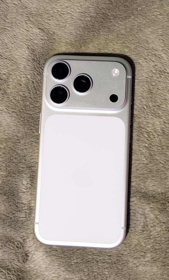 Apple iPhone 17 Pro - Unlocked, 256GB, Silver, A3256 - LACL68065