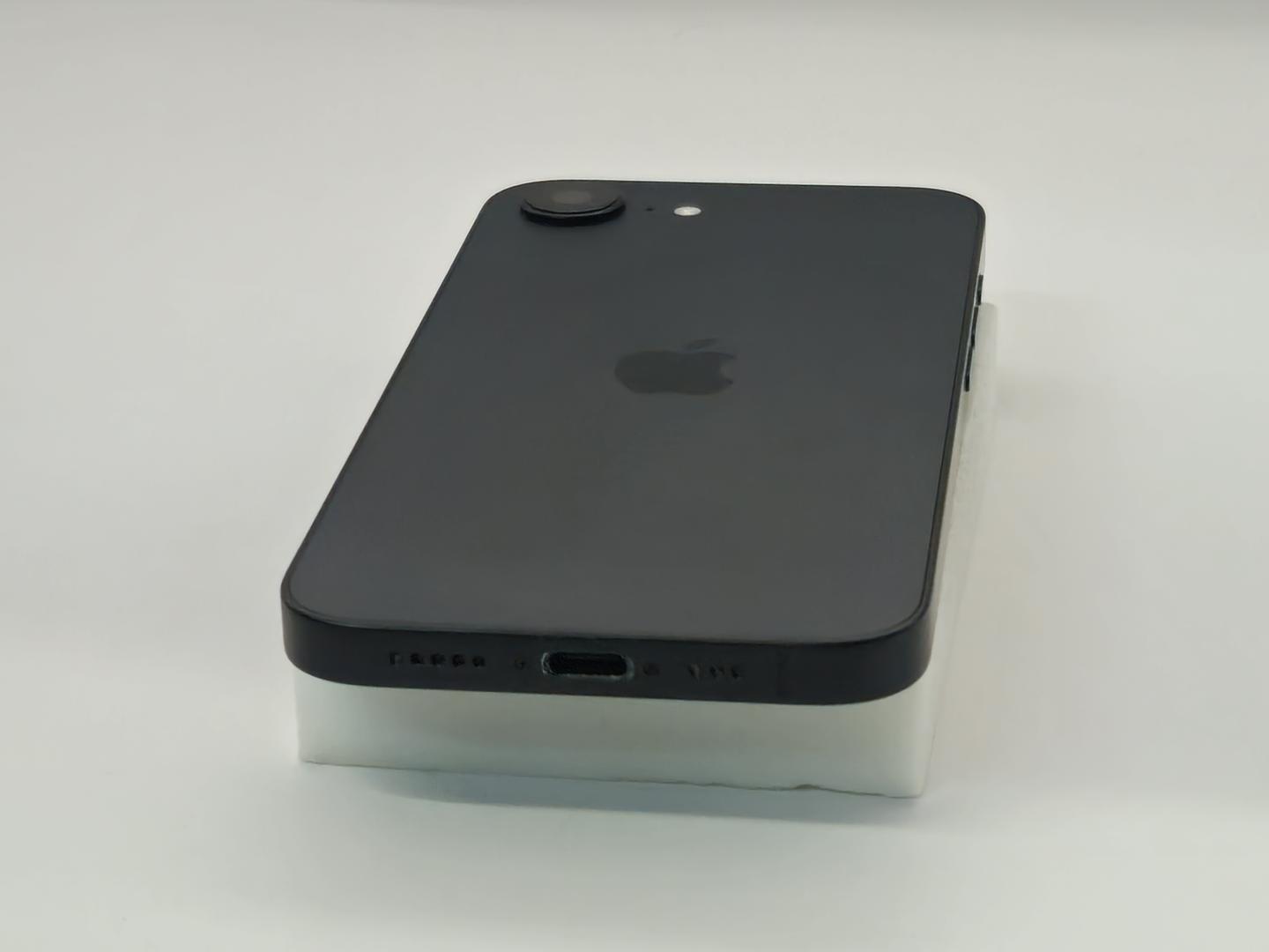 Apple iPhone 16e - Unlocked, 128GB, Black, A3212 - LACR09192 - Swappa