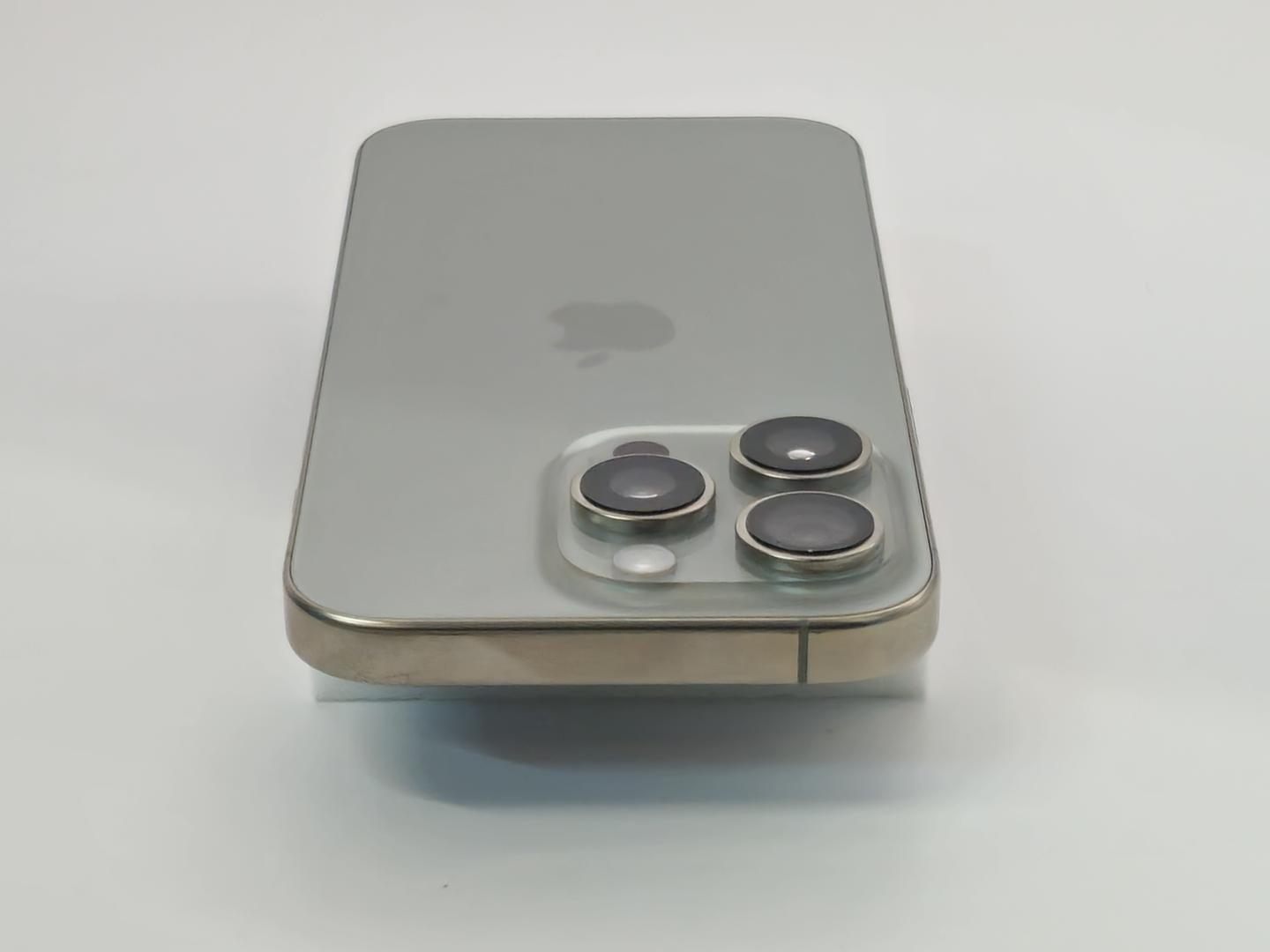 Apple iPhone 16 Pro - Unlocked, 256GB, Natural, A3083 - LACZ05070
