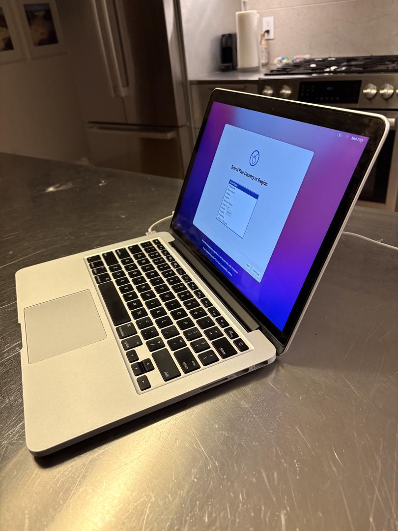 MacBook Pro 2015 (Retina) - 13 inch - Product Guide, Specs, Prices