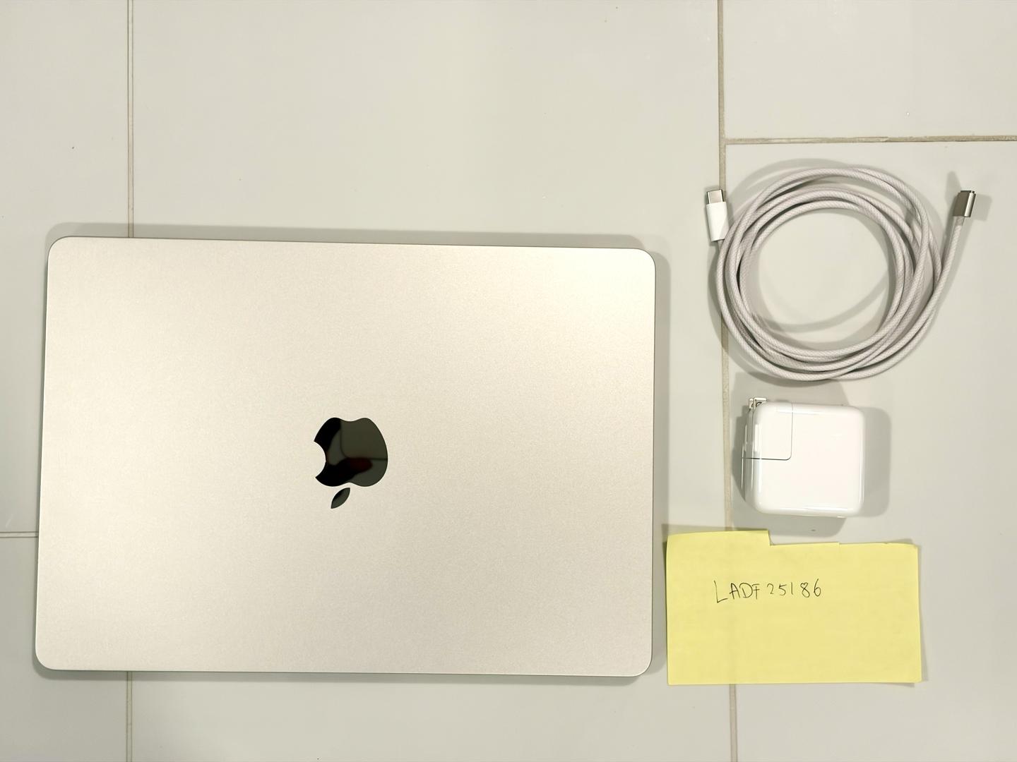 MacBook Air 2025 (M4) - 13 inch - Product Guide, Specs, Prices