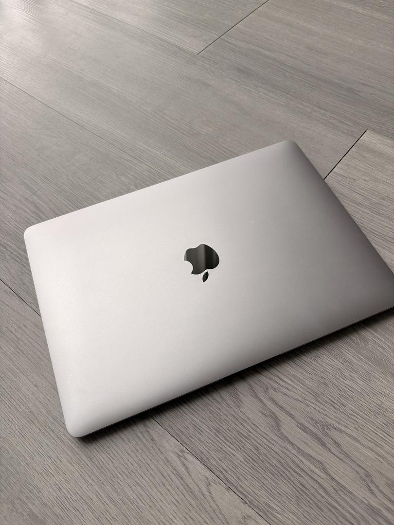MacBook Air 2018 - 13 inch - Product Guide, Specs, Prices, and