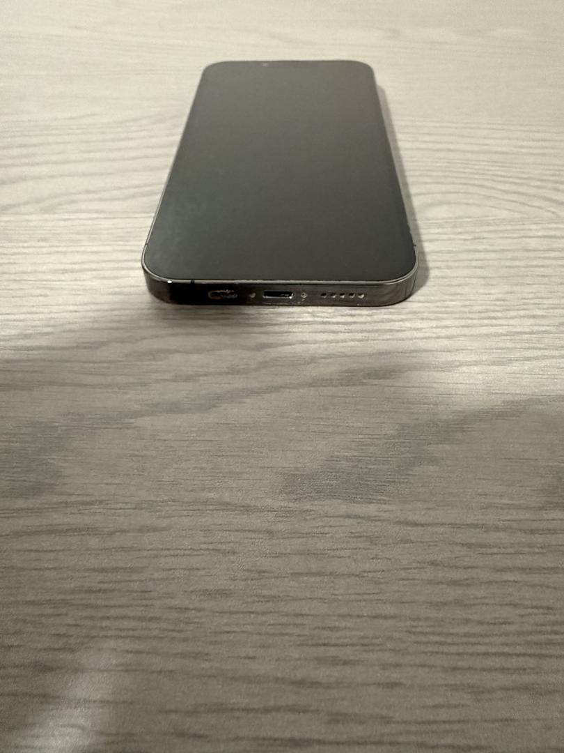 Apple iPhone 13 Pro - Unlocked, 512GB, Graphite, A2483 - LADO13099