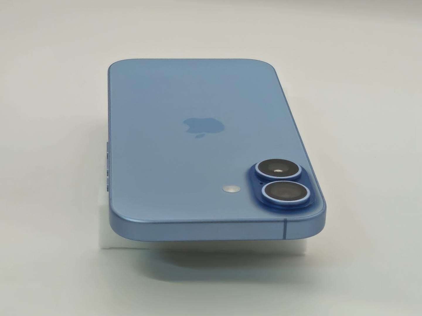 Apple iPhone 17 - Verizon, 256GB, Mist Blue, A3258 - LADR38620
