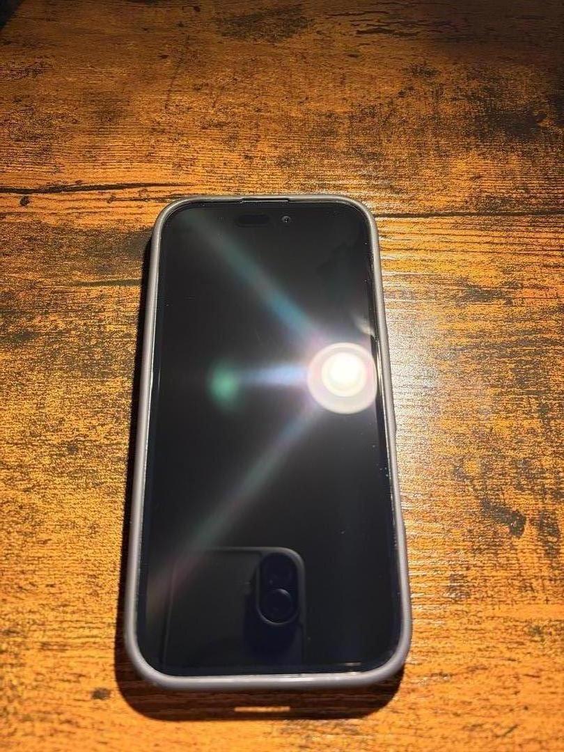 Apple iPhone 16 - Unlocked, 128GB, Black, A3081 - LADX76247 - Swappa