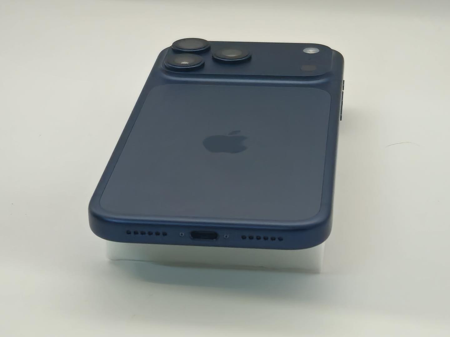 Apple iPhone 17 Pro Max - Verizon, 256GB, Deep Blue, A3257