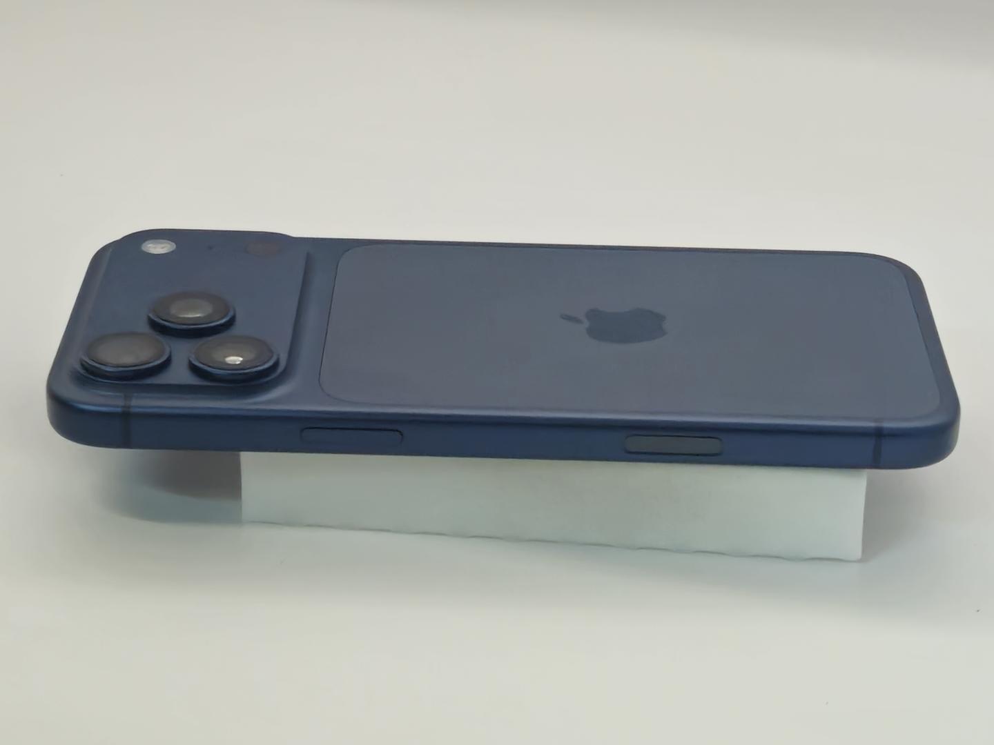 Apple iPhone 17 Pro Max - Verizon, 256GB, Deep Blue, A3257