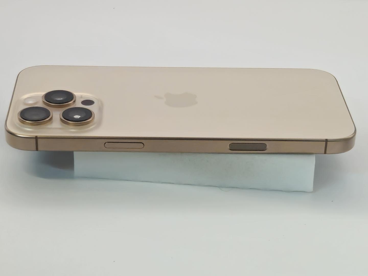 Apple iPhone 16 Pro Max - Verizon, 256GB, Desert, A3084