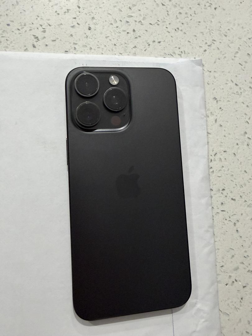 Apple iPhone 15 Pro Max - Unlocked, 1TB, Black, A2849 - LADZ68549