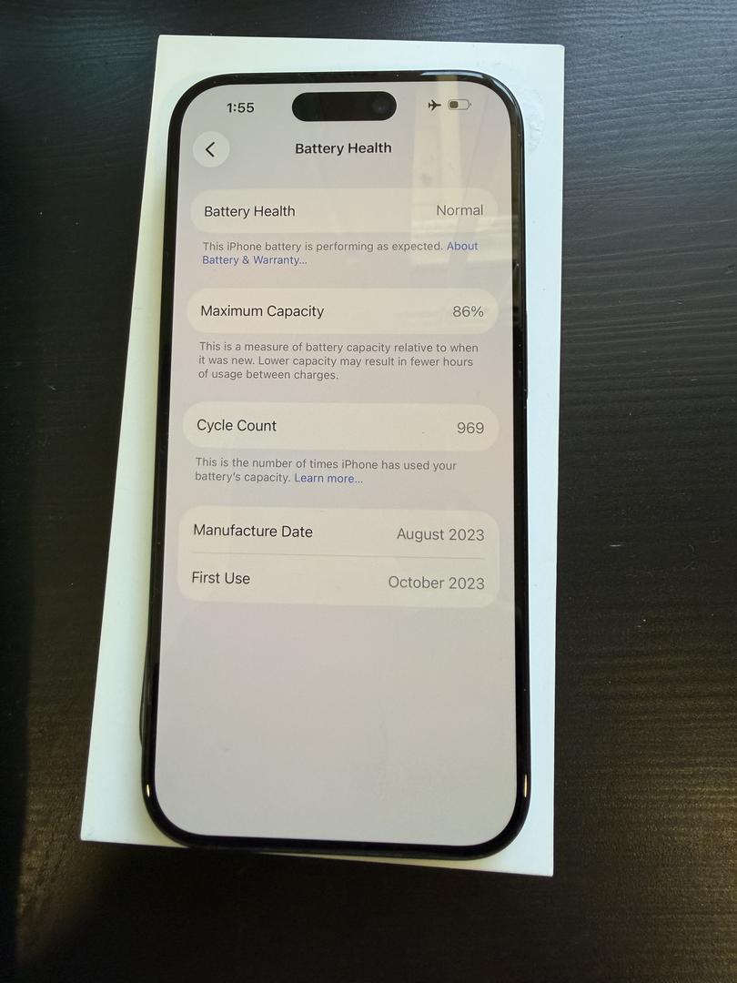 Apple iPhone 15 Pro - Unlocked, 256GB, Black, A2848 - LAEF70638