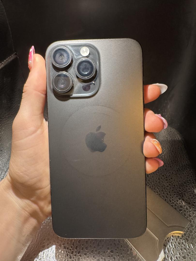 Apple iPhone 15 Pro Max - Spectrum, 256GB, Black, A2849