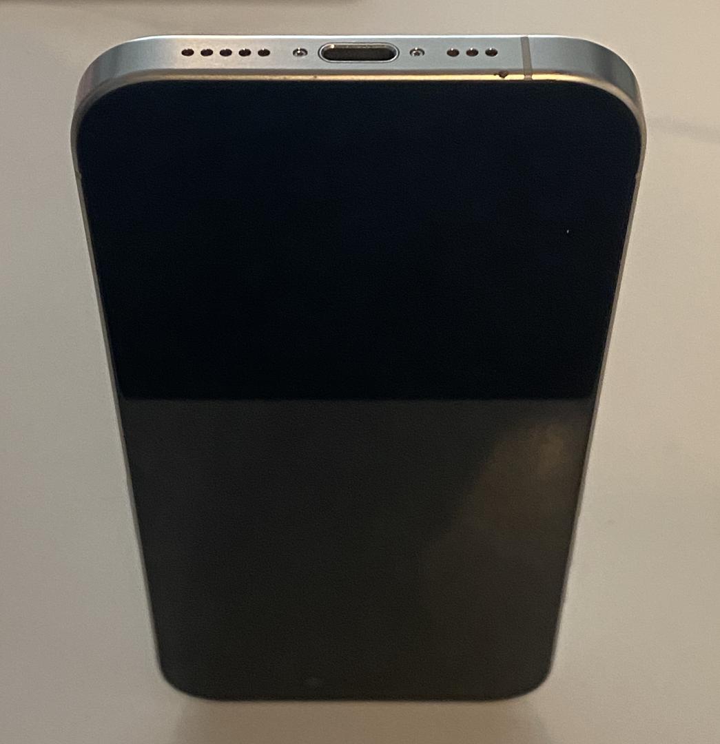 Apple iPhone 15 Pro - Unlocked, 256GB, Natural, A2848 - LAET02678