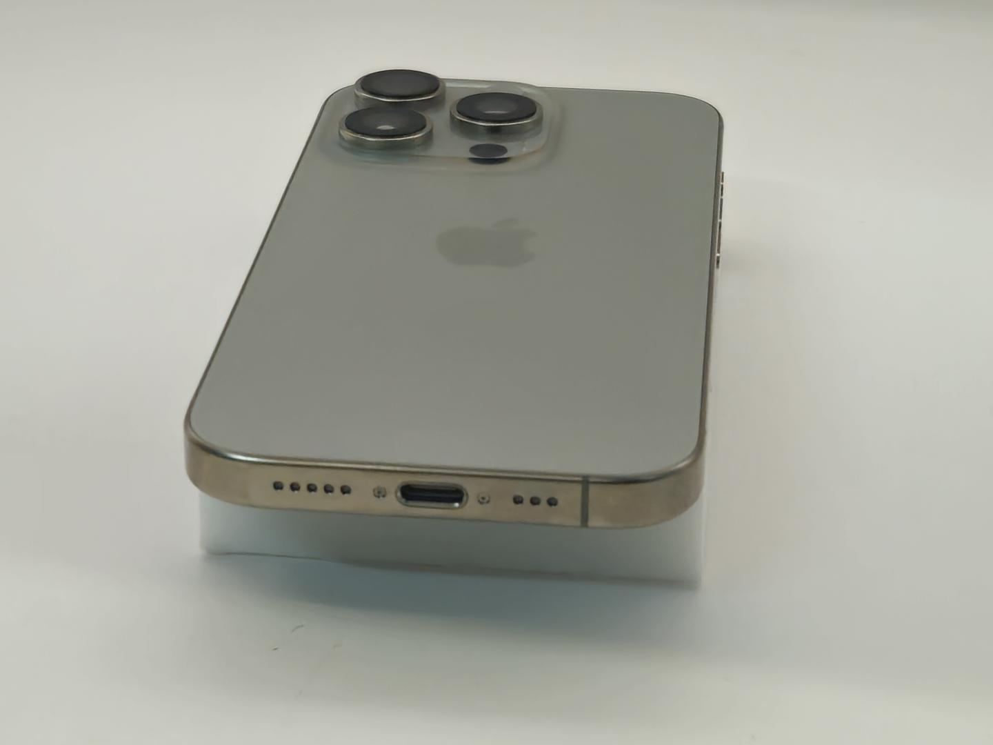Apple iPhone 16 Pro - Verizon, 256GB, Natural, A3083 - LAEV57330