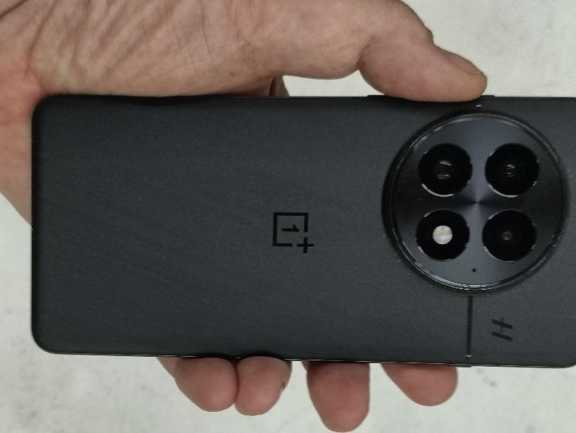 OnePlus 13 - Unlocked, 512GB, Black Eclipse, 16GB - LAEX80034 - Swappa