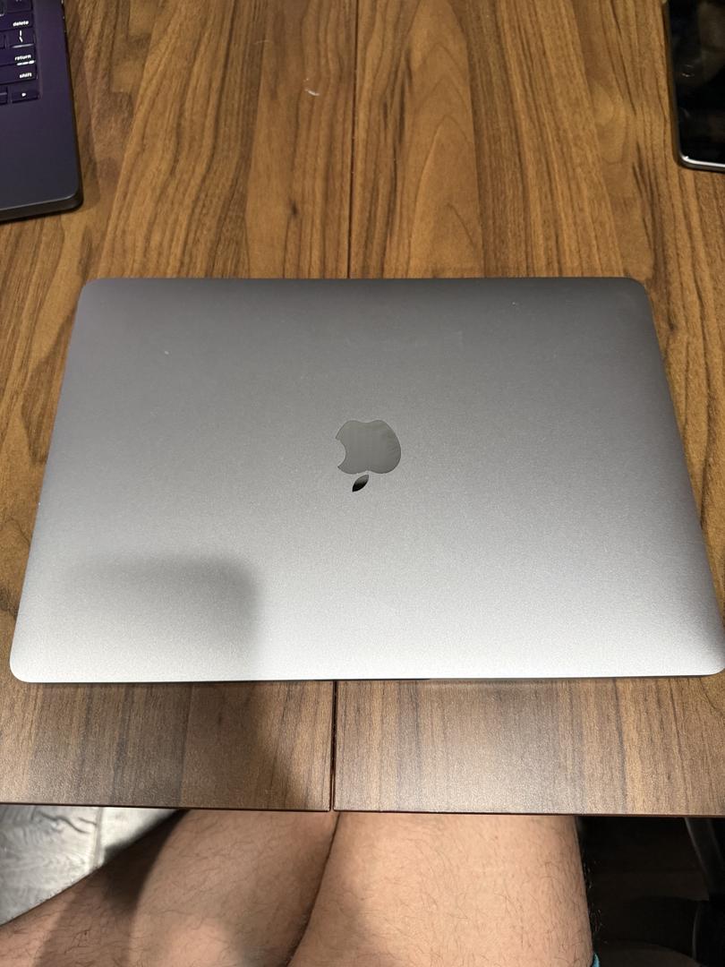 MacBook Pro 2017 (With Touch Bar) - 13 inch - Product Guide, Specs