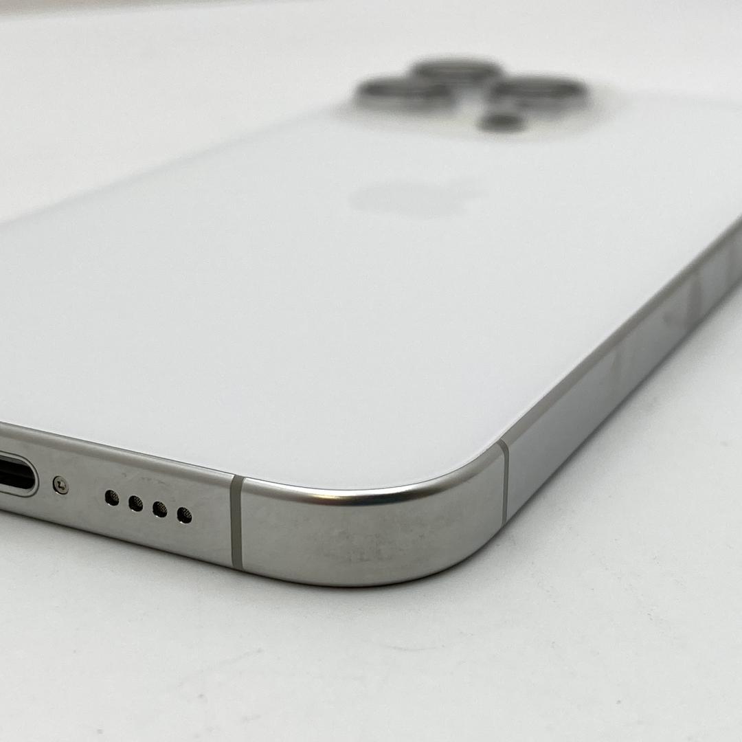 Apple iPhone 16 Pro Max - Unlocked, 256GB, White, A3084