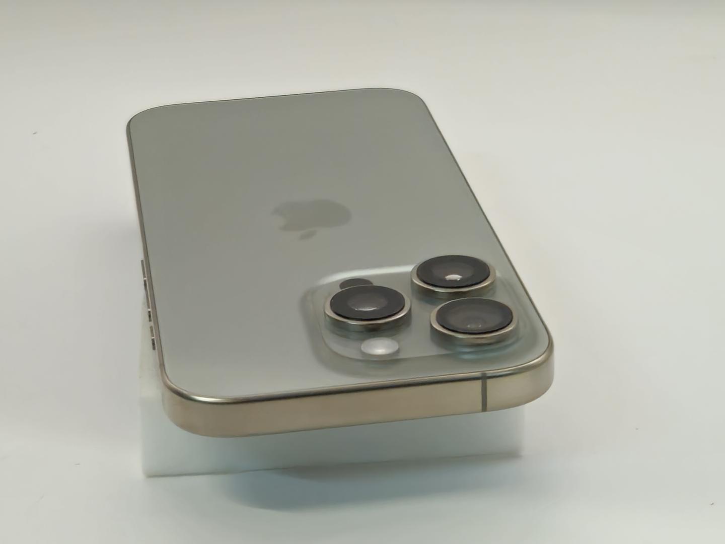 Apple iPhone 16 Pro - AT&T, 256GB, Natural, A3083 - LAFL52350 - Swappa