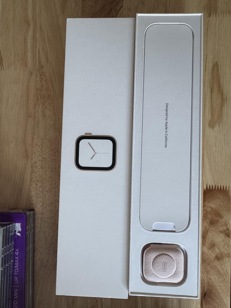 Watch Series 4 40mm - Product Guide, Specs, Prices, and More - Swappa