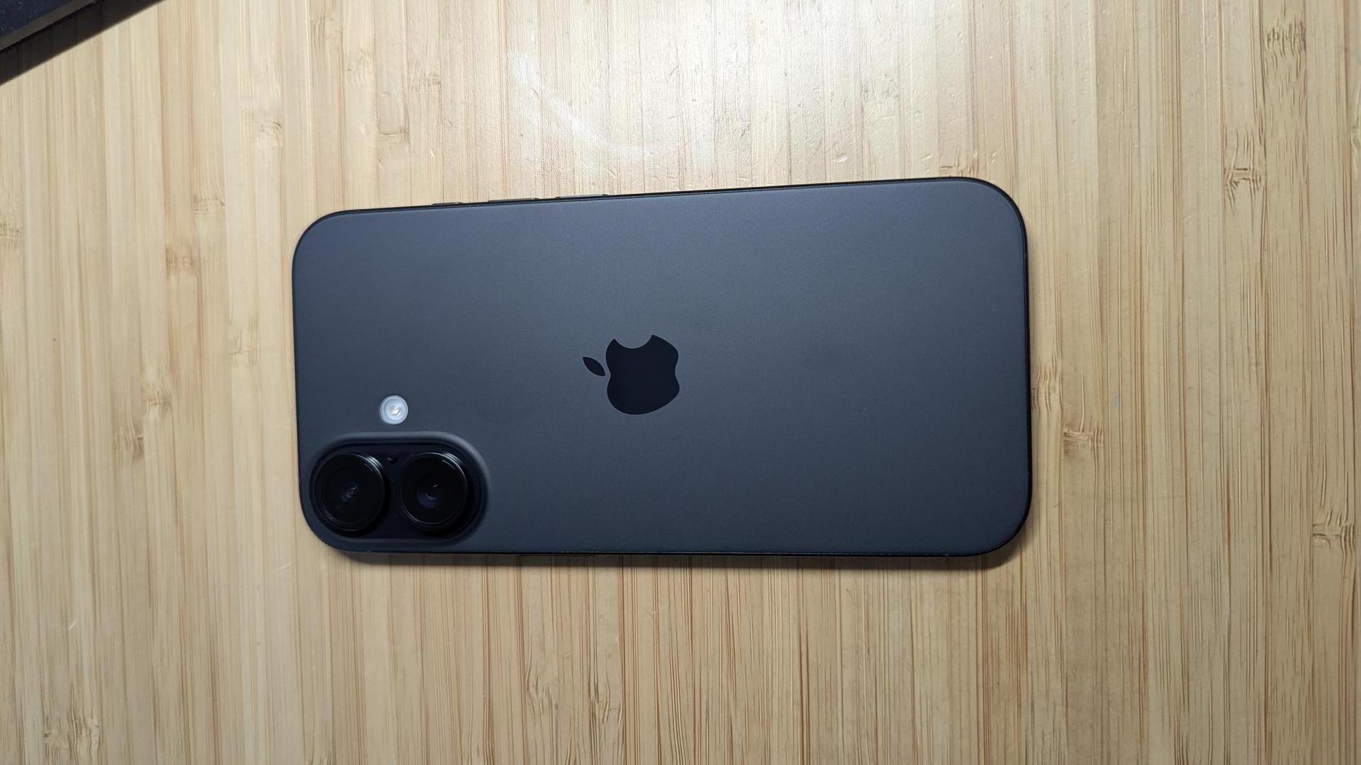 Apple iPhone 16 - Unlocked, 128GB, Black, A3081 - LAFZ33350 - Swappa