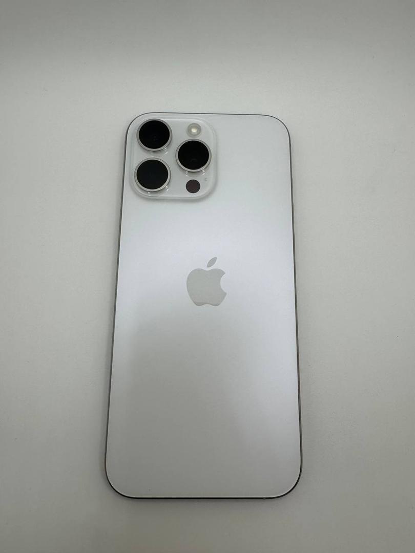 Apple iPhone 16 Pro Max - Unlocked, 256GB, White, A3084