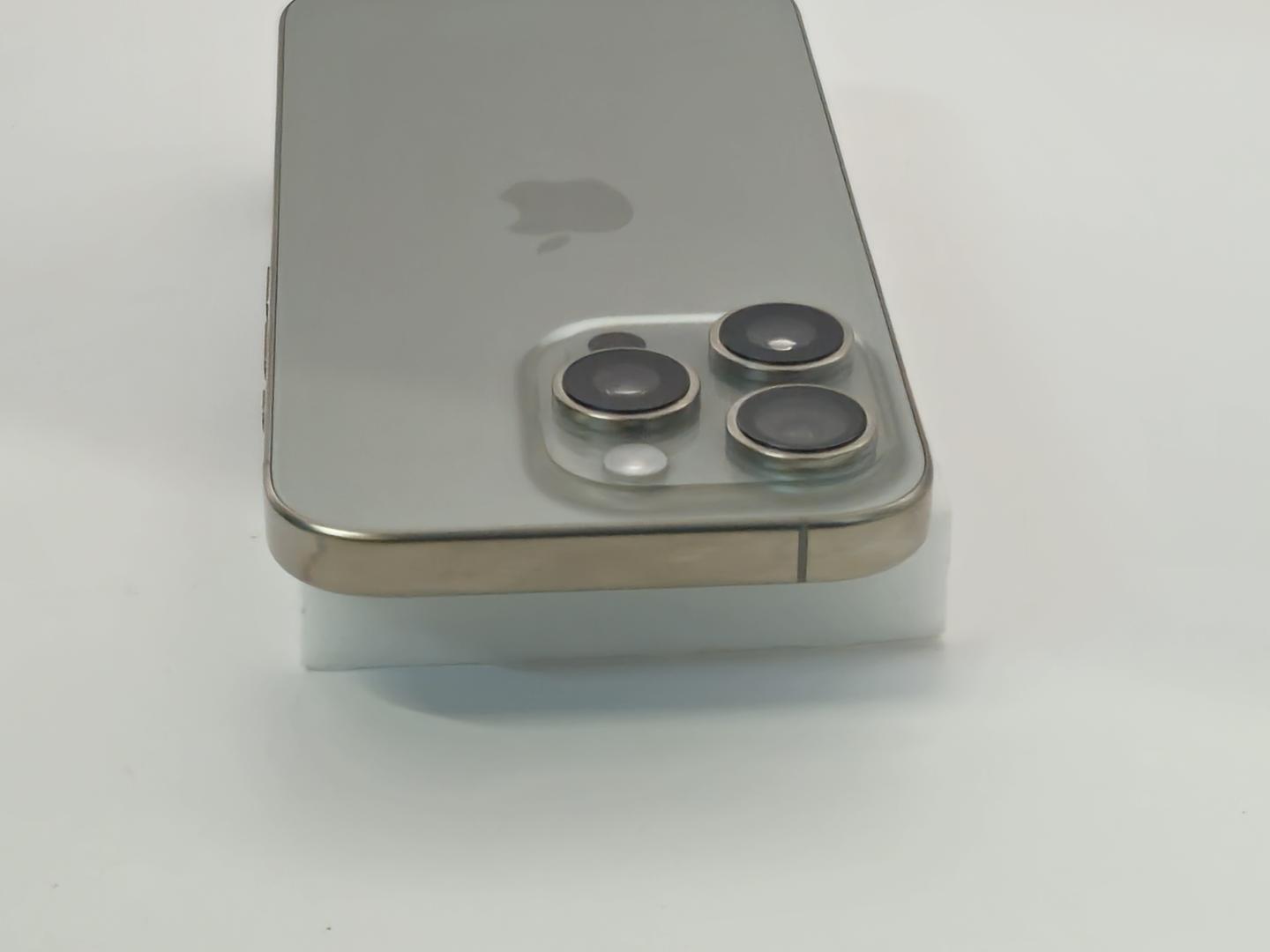 Apple iPhone 16 Pro - Verizon, 256GB, Natural, A3083 - LAGC70993