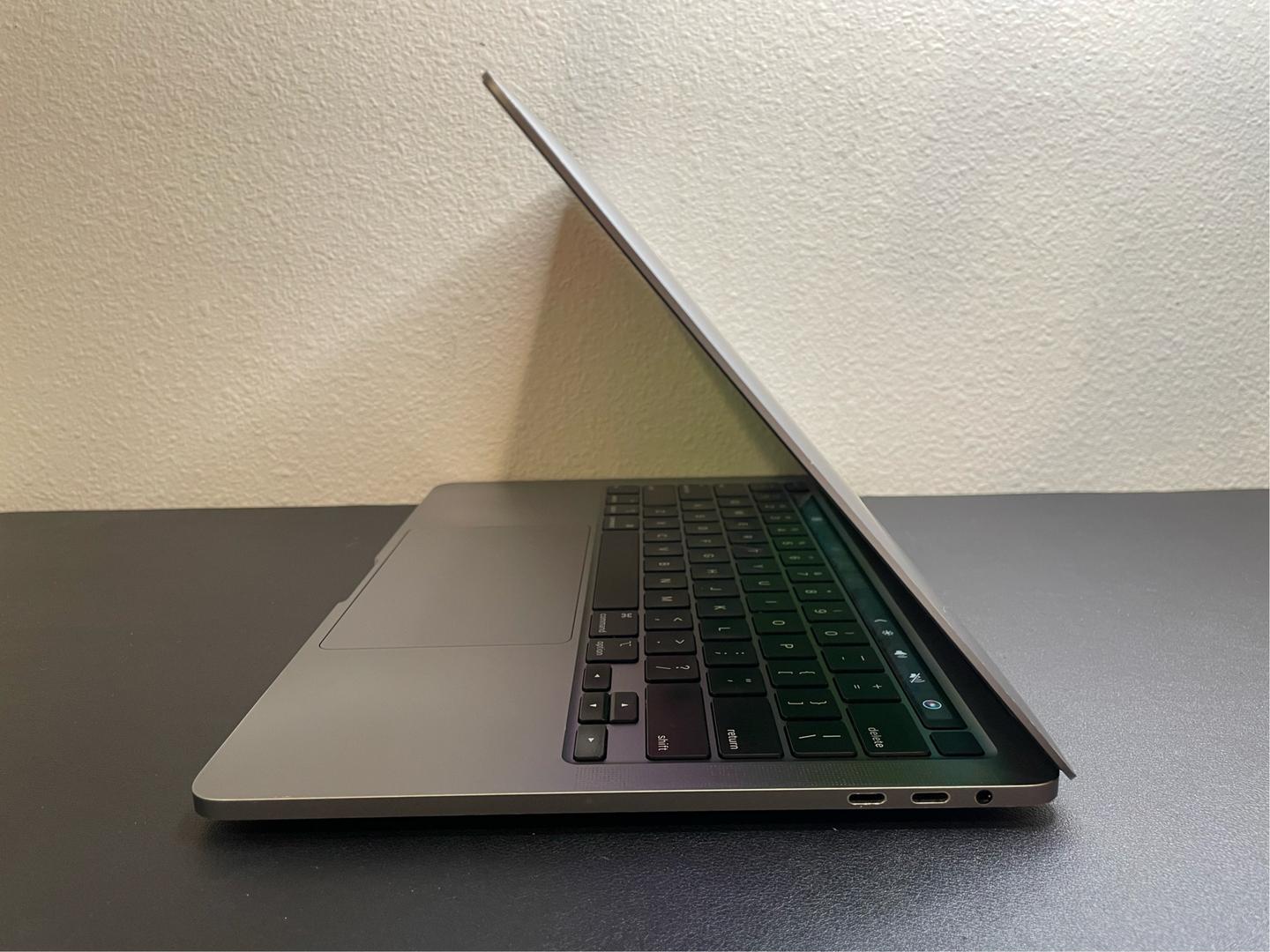 MacBook Pro 2020 - 13" - 512 GB, gris, 16 GB, Intel Core i5 5