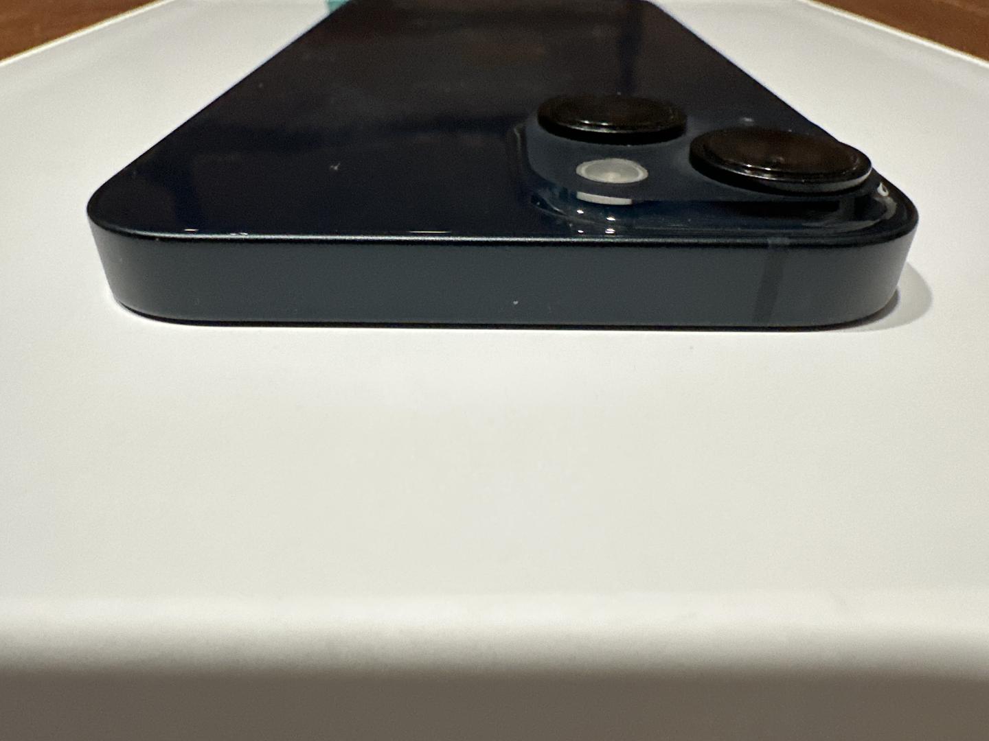 Apple iPhone 14 - Unlocked, 128GB, Midnight, A2649 - LAGM88093