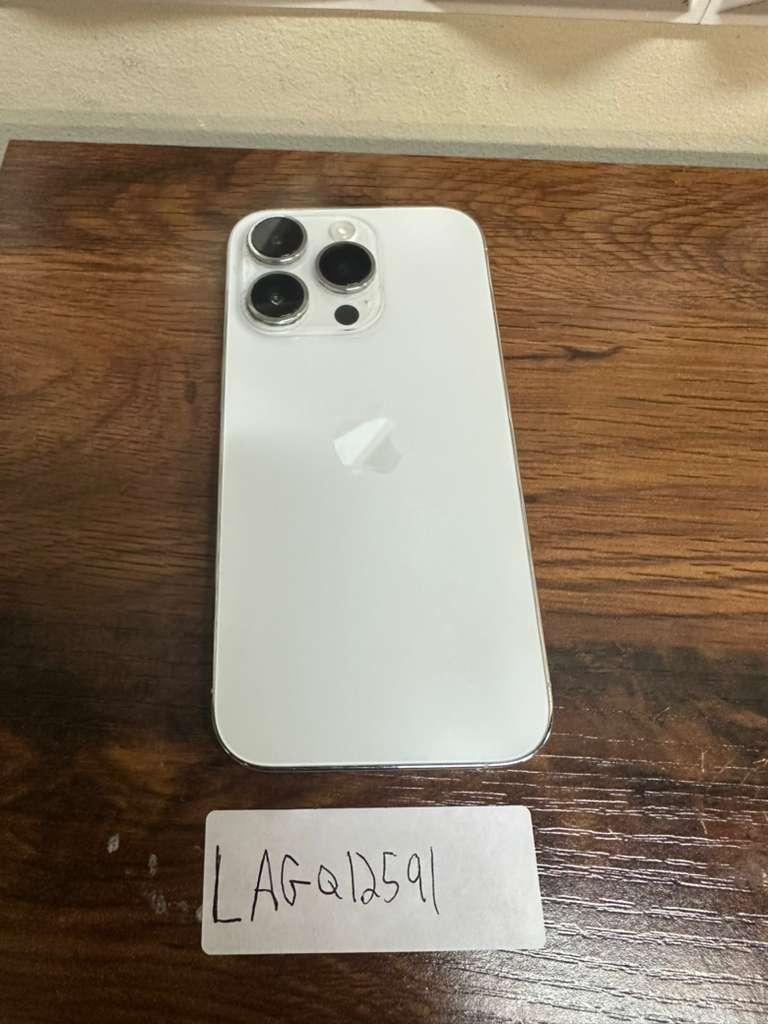 Apple iPhone 14 Pro - Unlocked, 128GB, Silver, A2650 - LAGQ12591