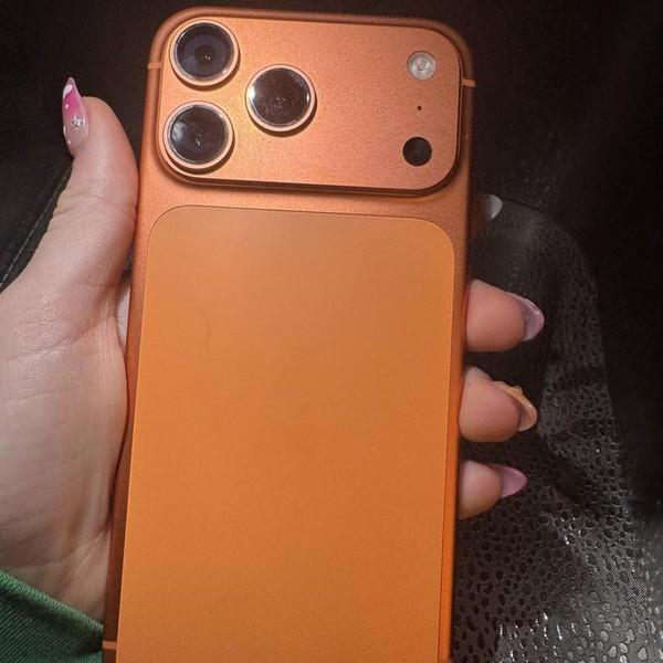 Apple iPhone 17 Pro Max - Verizon, 256GB, Cosmic Orange, A3257