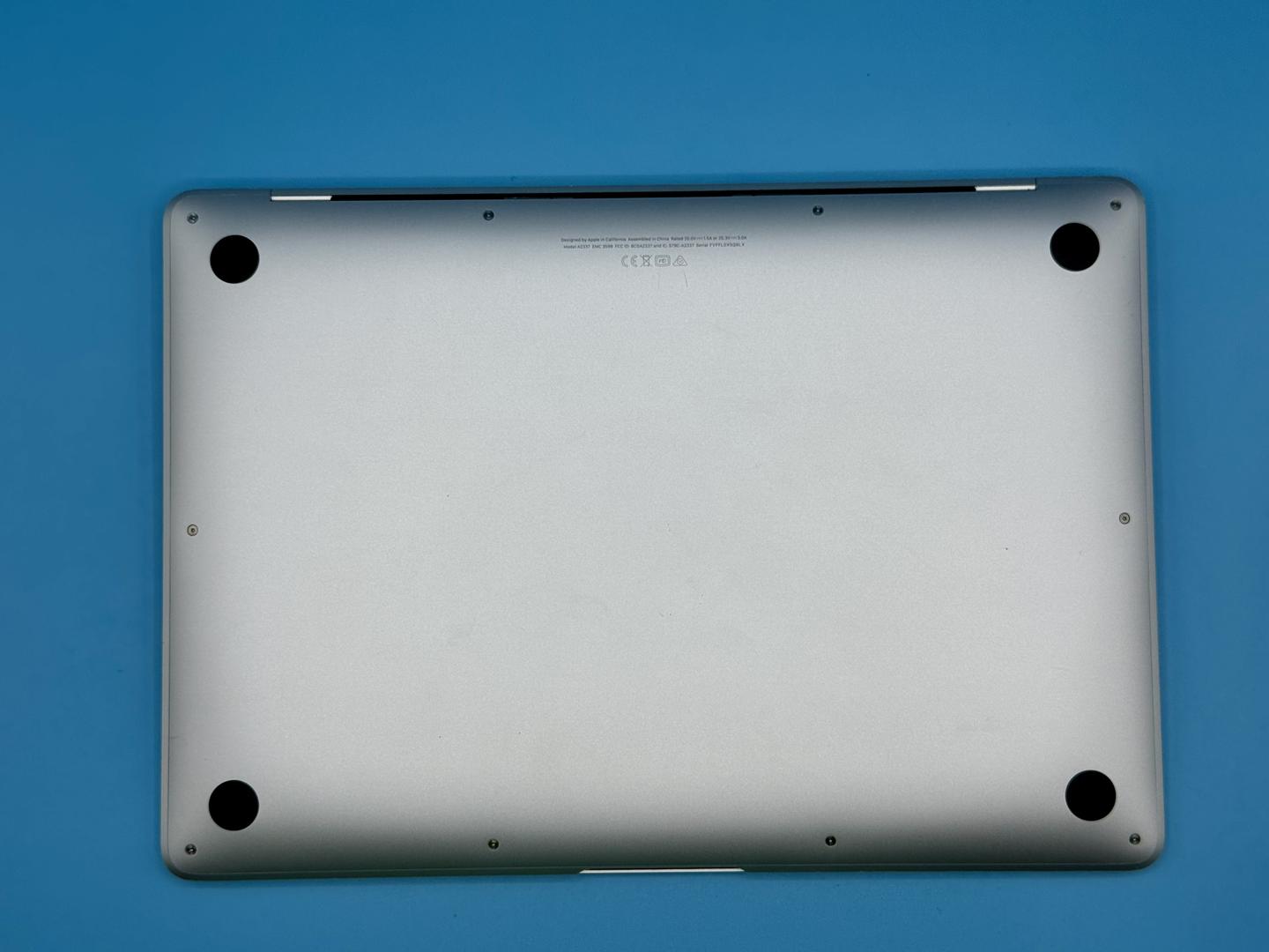 MacBook Air 2020 - 13" - 2 TB, Gris, 16 GB, Apple M1 3