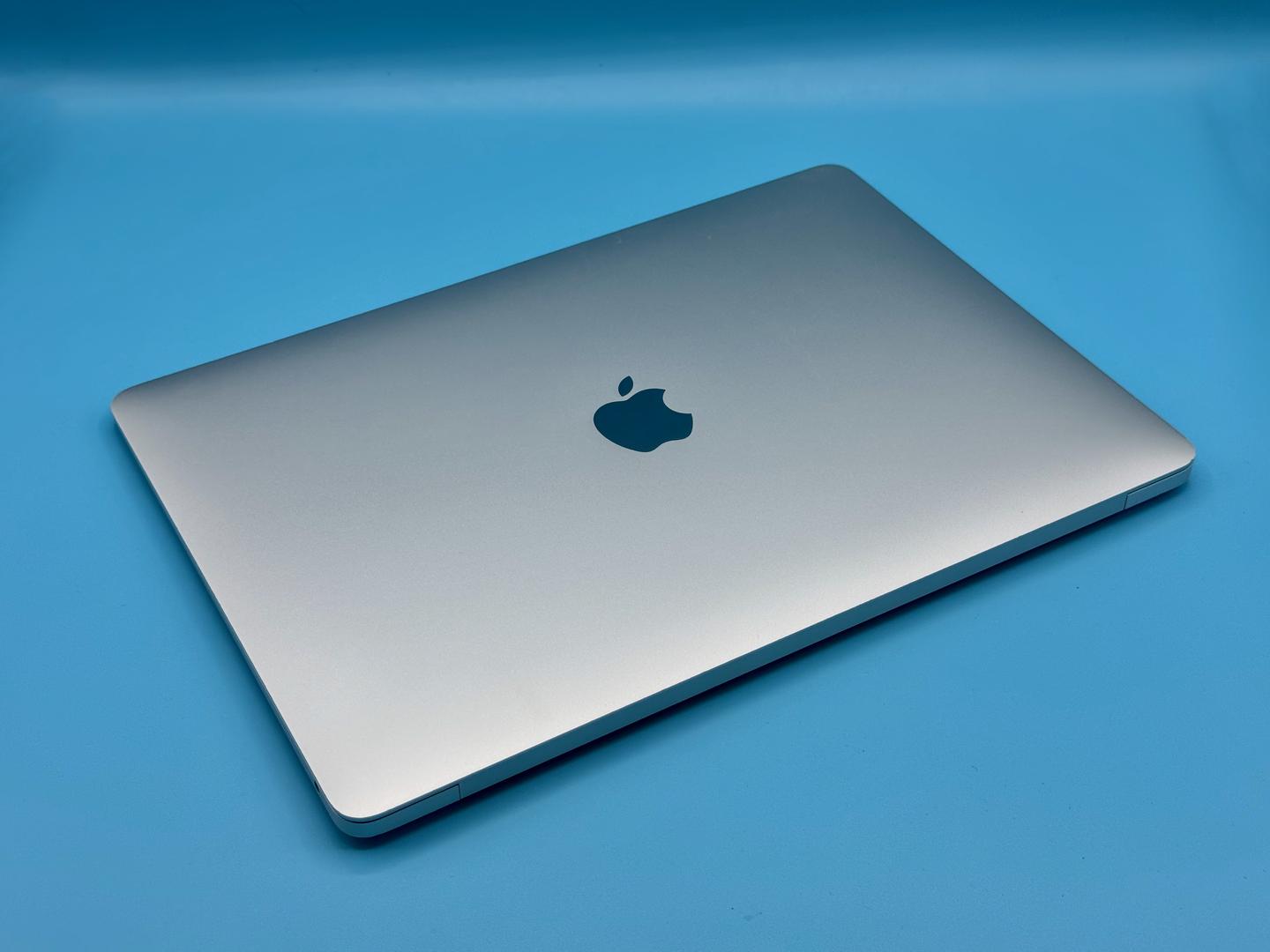 MacBook Air 2020 - 13" - 2 TB, Gris, 16 GB, Apple M1 2