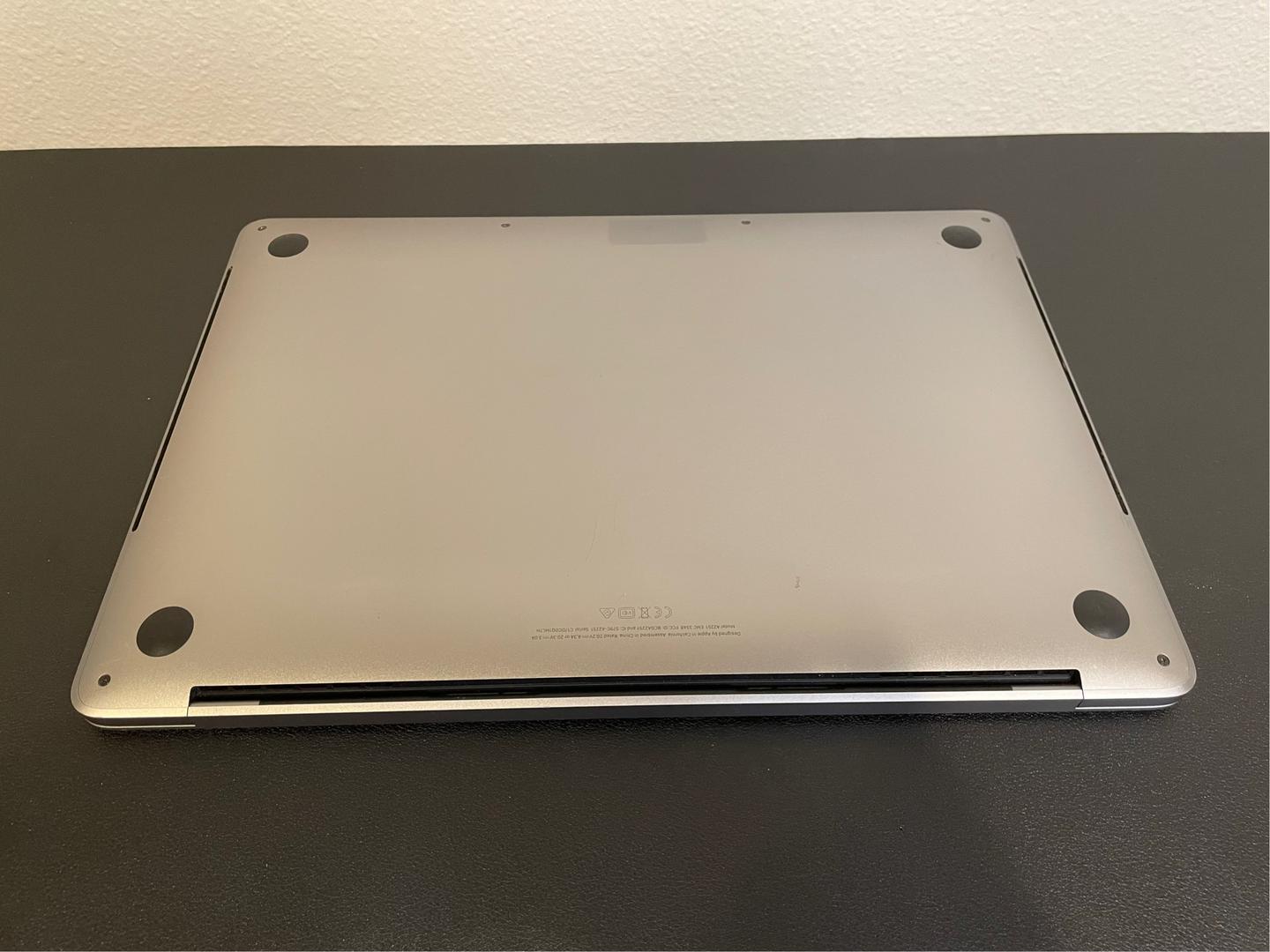 MacBook Pro 2020 - 13" - 512 GB, gris, 16 GB, Intel Core i5 6