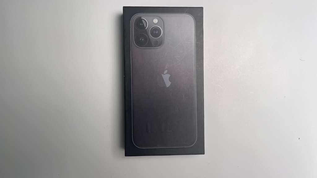 Apple iPhone 13 Pro Max - Unlocked, 512GB, Graphite, A2484