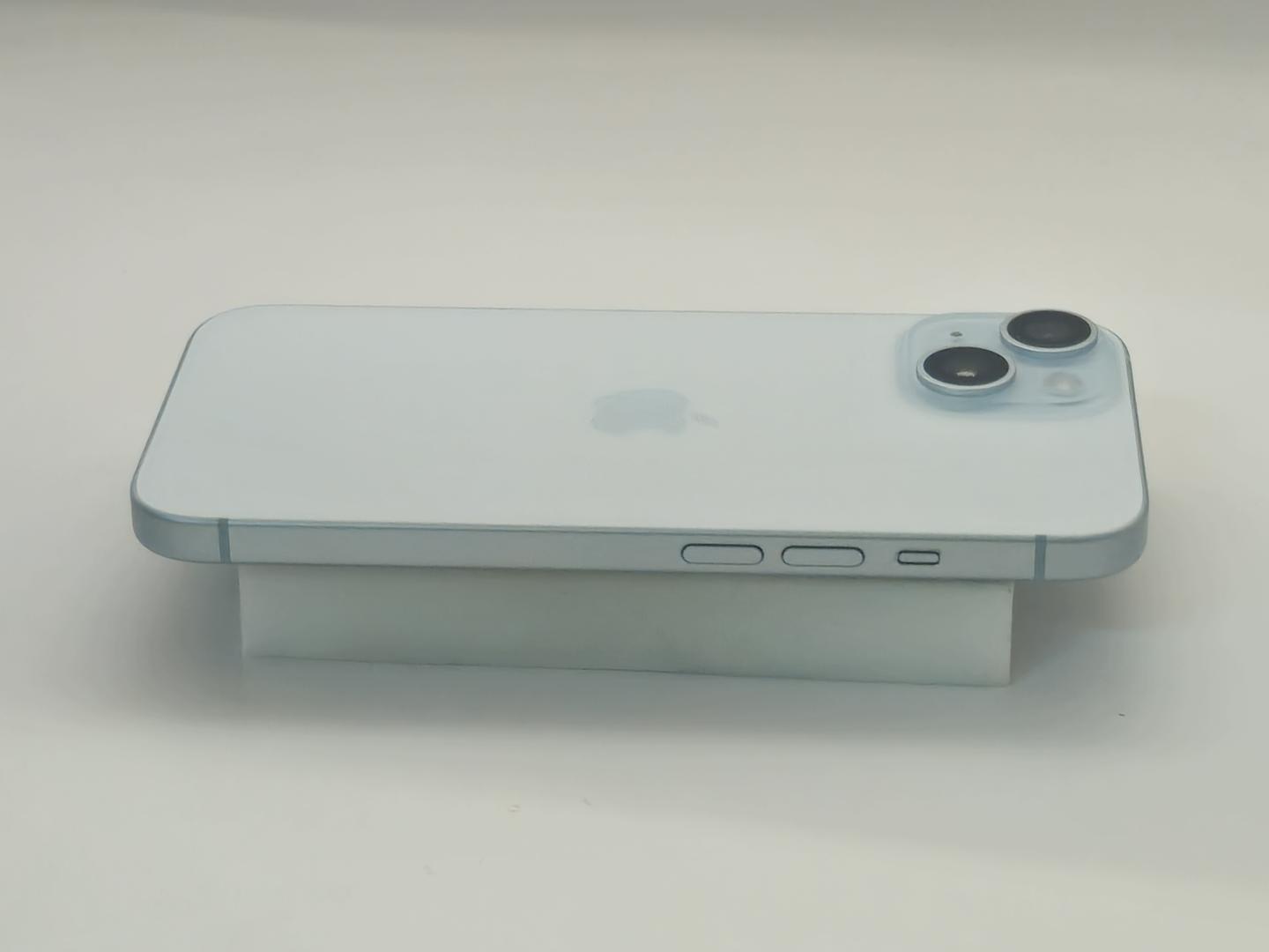 Apple iPhone 15 - Unlocked, 128GB, Blue, A2846 - LAGU30105 - Swappa