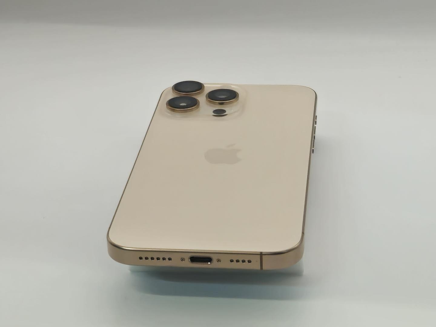Apple iPhone 16 Pro Max - Verizon, 256GB, Desert, A3084
