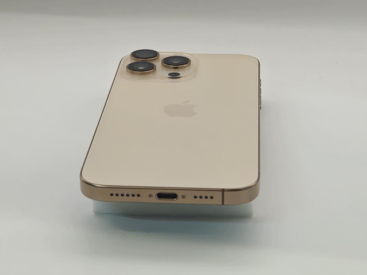 Apple iPhone 16 Pro Max - Verizon, 256GB, Desert, A3084