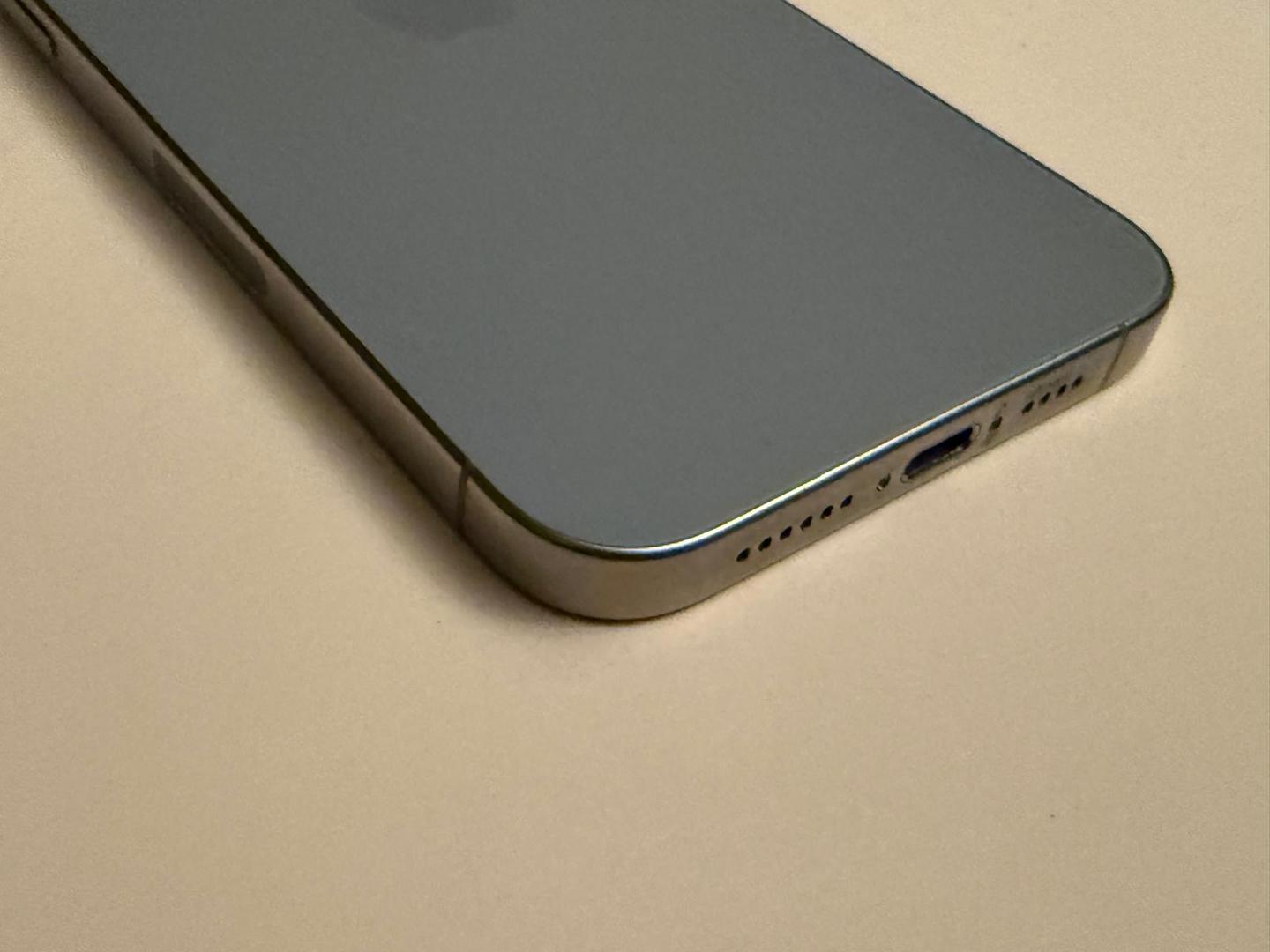 Apple iPhone 15 Pro Max - Unlocked, 256GB, Natural, A2849