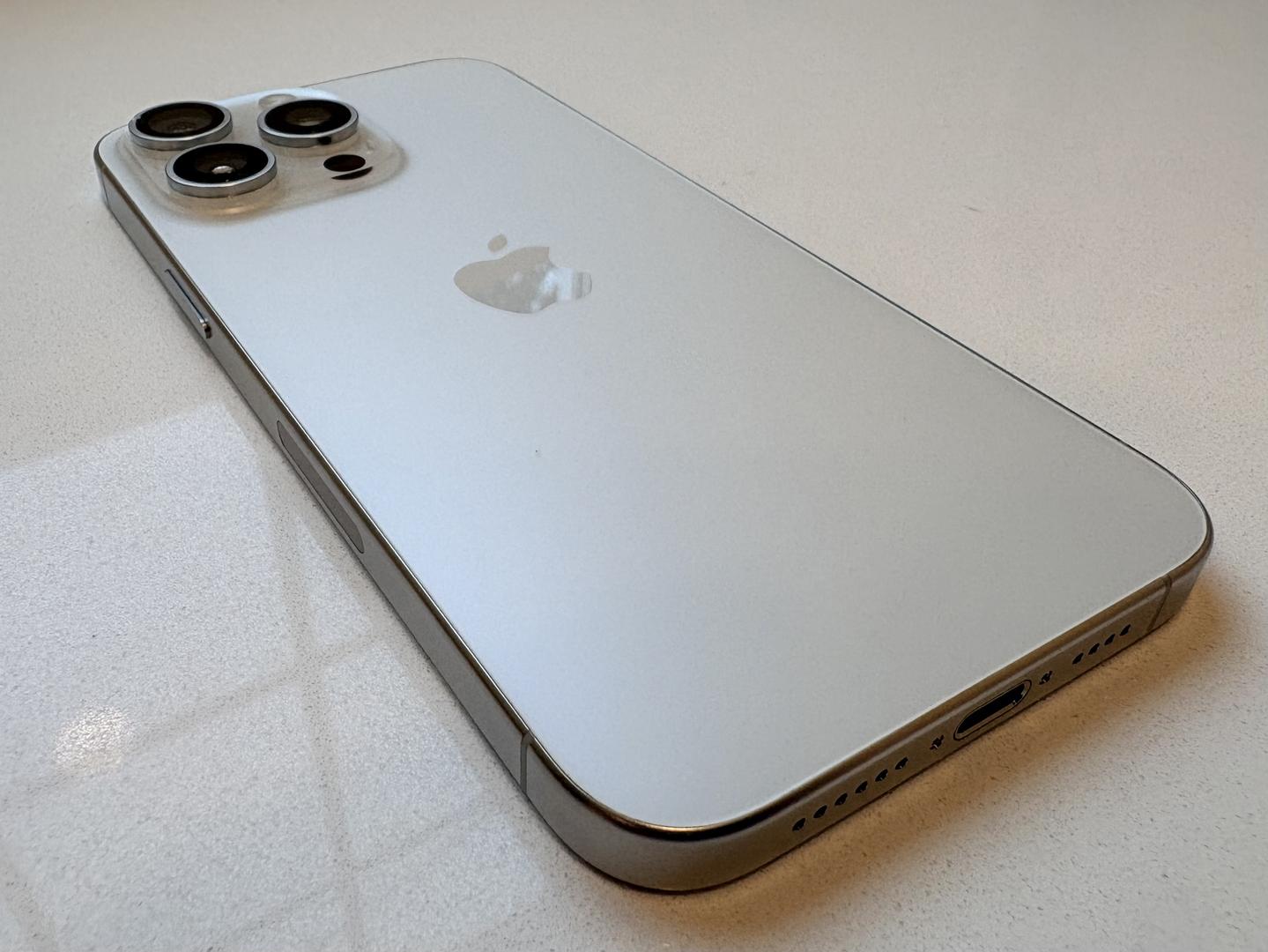 Apple iPhone 15 Pro Max - Unlocked, 256GB, White, A2849