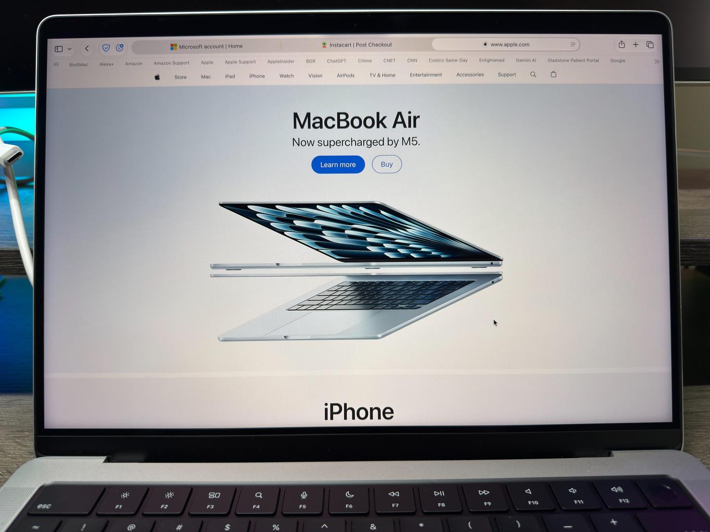 MacBook Pro 2021 - 14" - 512 GB, Plata, 16 GB, Apple M1 Pro 8 núcleos 2